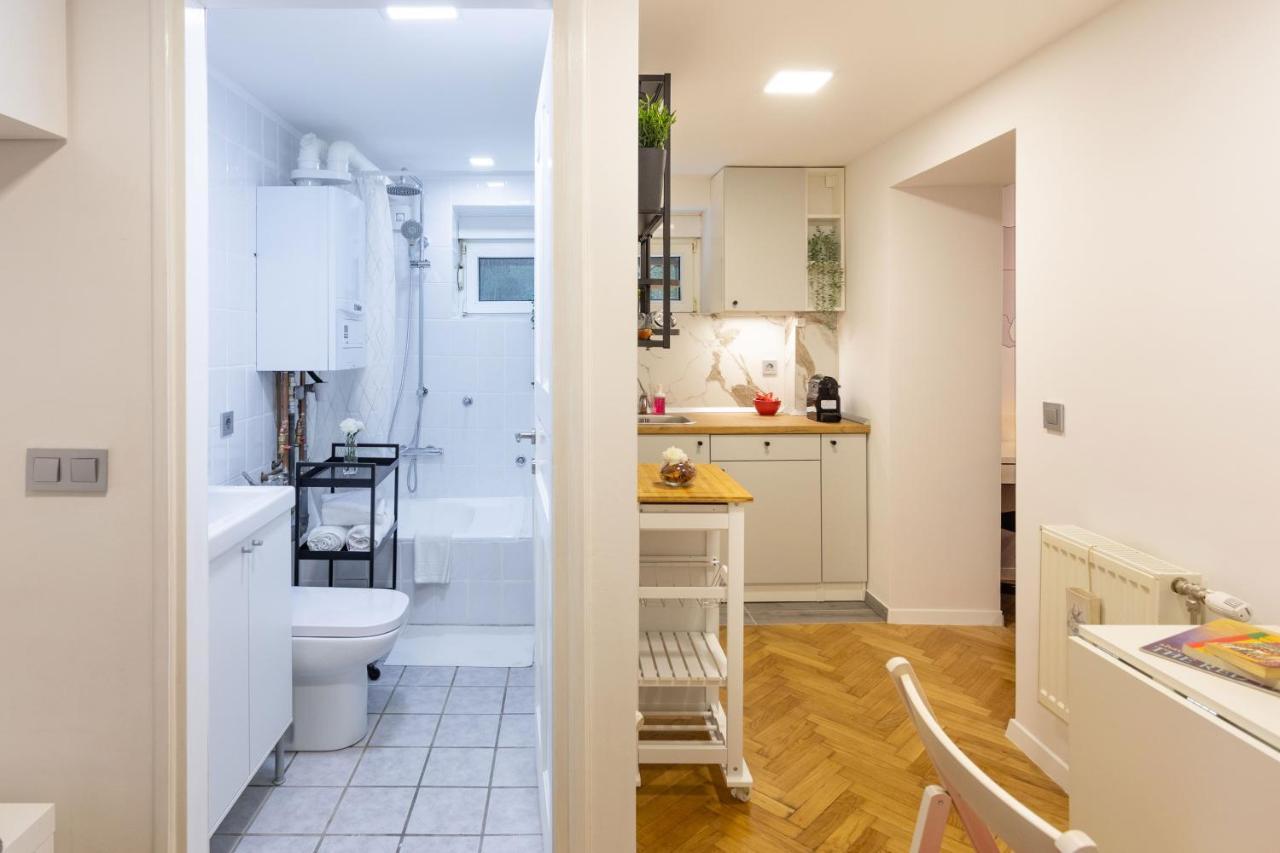 Apartament Modern Studio Near British Square Zagrzeb Zewnętrze zdjęcie