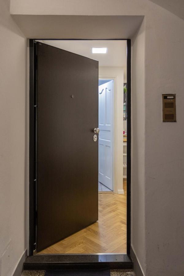 Apartament Modern Studio Near British Square Zagrzeb Zewnętrze zdjęcie